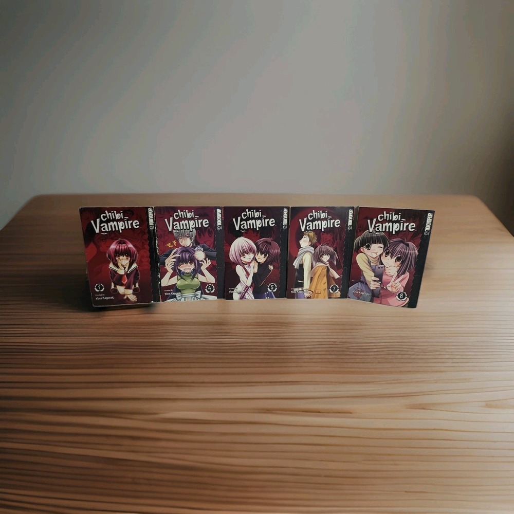 Chibi Vampire Volumes 1,4,5,7,8 Manga Graphic Novels, Books, Lot of 5
